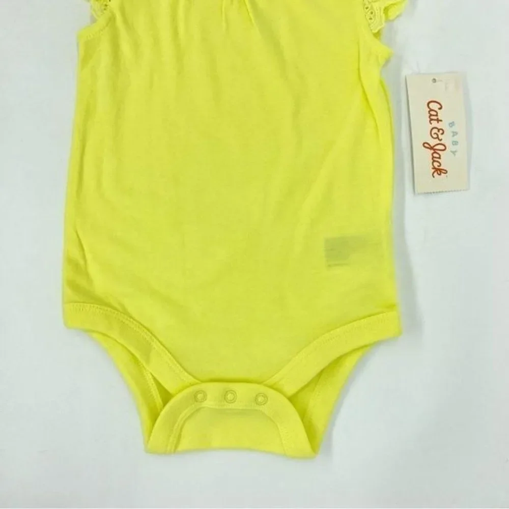 Cat & Jack Yellow Eyelet Flutter Sleeve Bodysuit Onsie New 6-9 Months